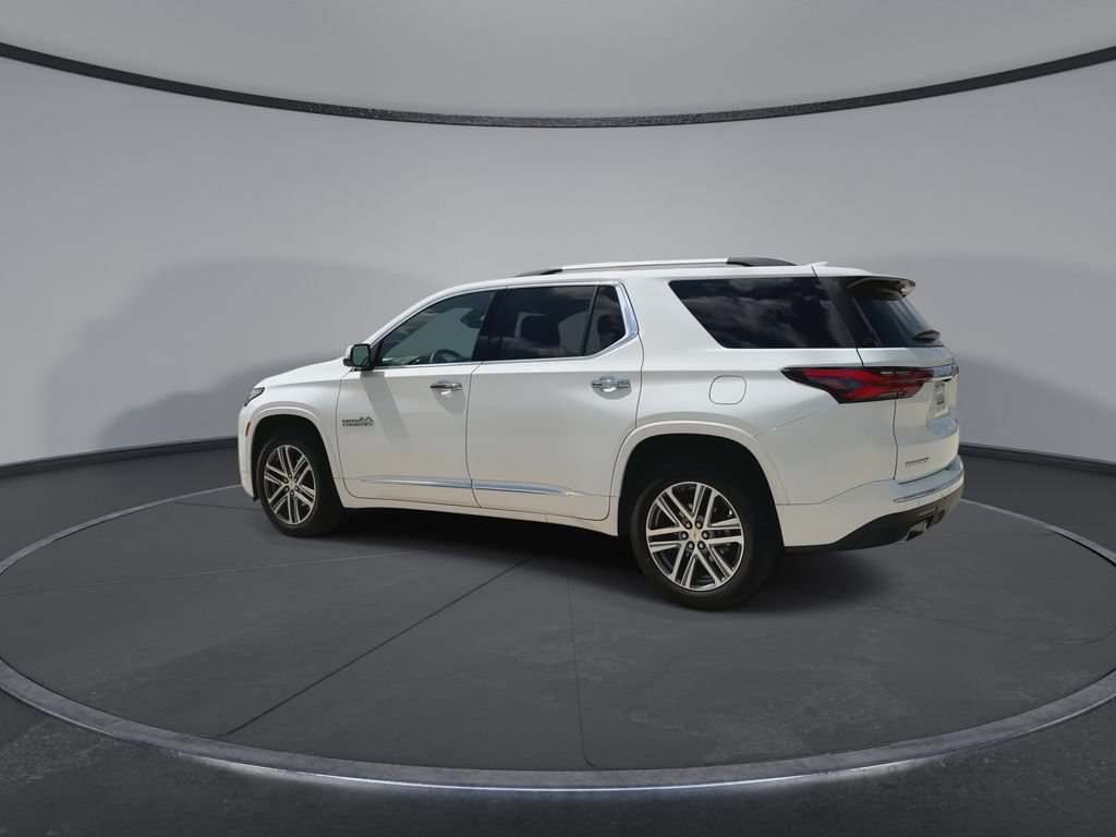 Used 2023 Chevrolet Traverse High Country FWD image 6