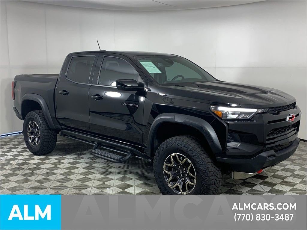 Used 2023 Chevrolet Colorado ZR2 image 12