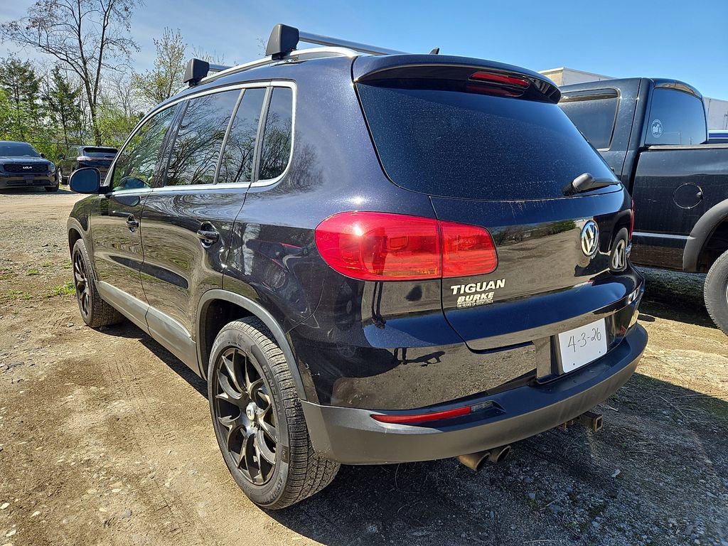 Used 2012 Volkswagen Tiguan SE image 6