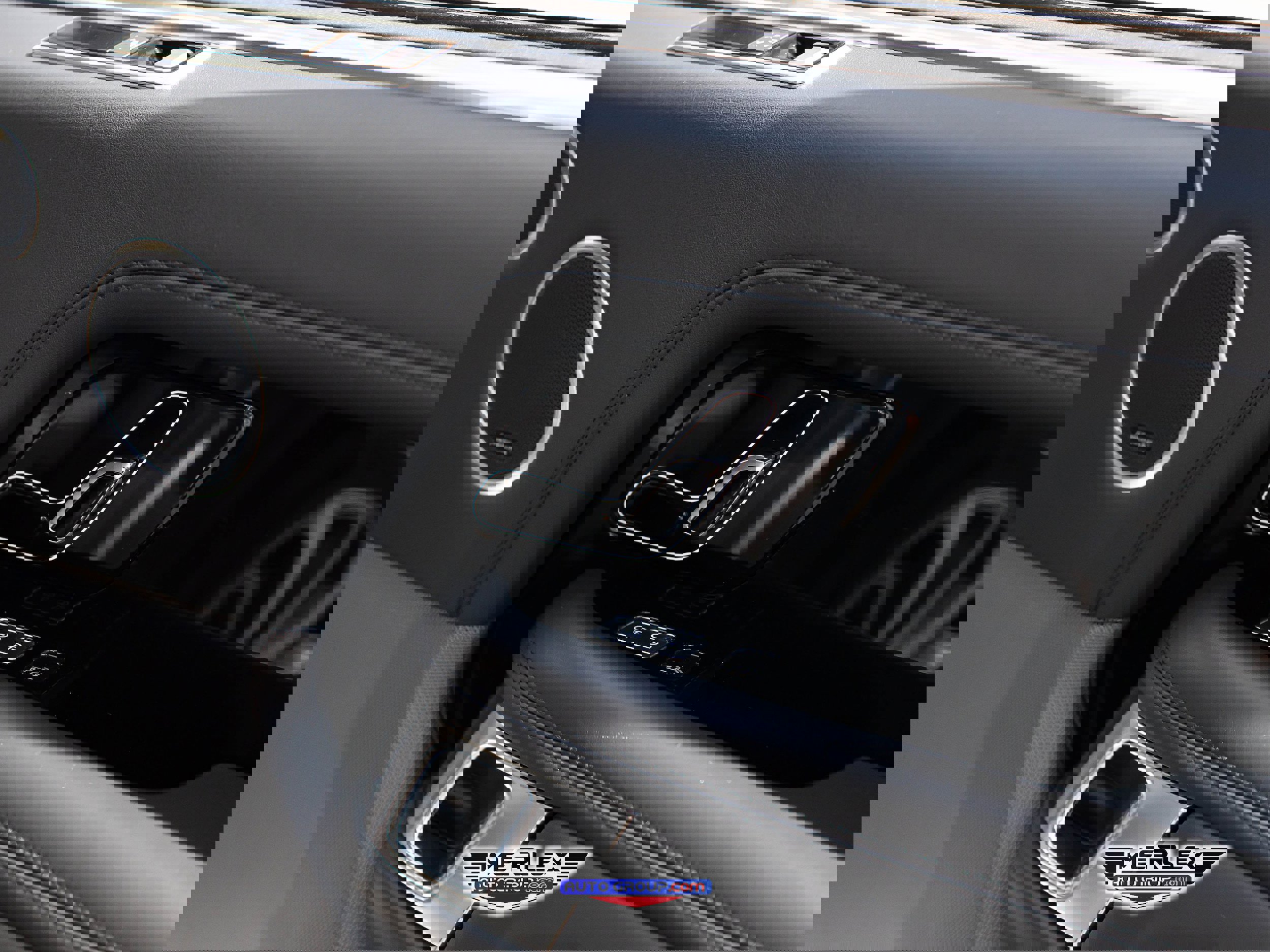 Used 2018 Land Rover Range Rover Long Wheelbase Supercharged image 48