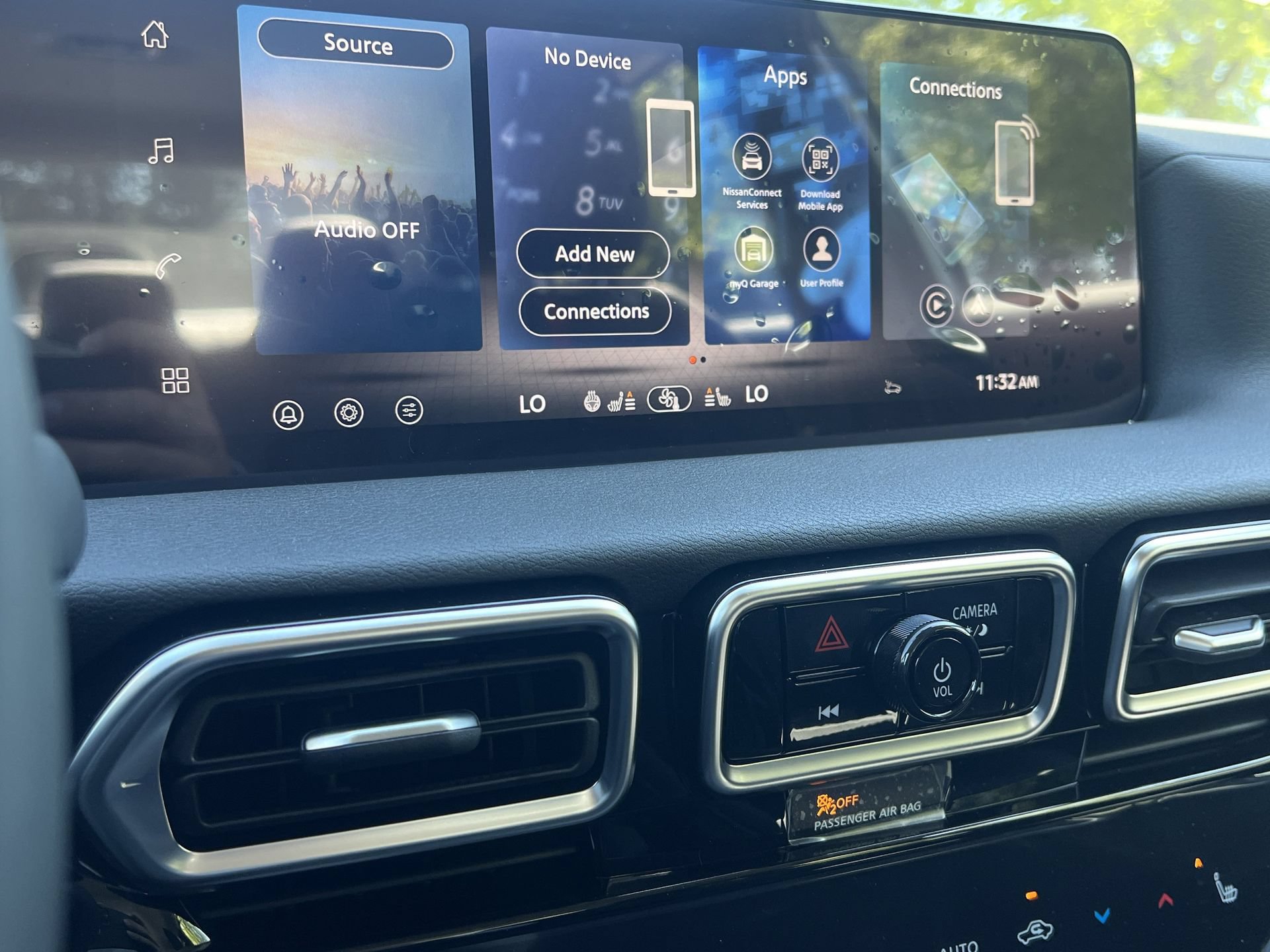 New 2026 Nissan Sentra SR w/ SR Premium Package FWD image 4