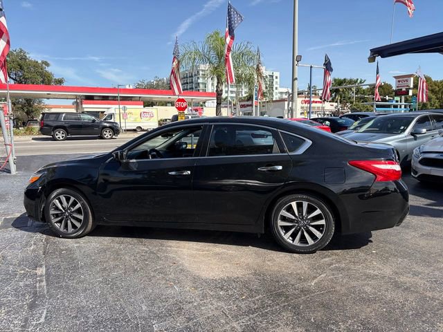 Used 2017 Nissan Altima 2.5 SV image 11