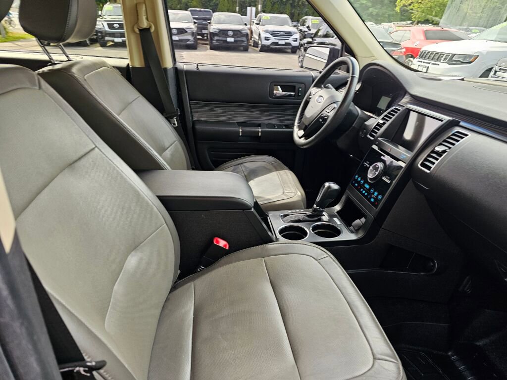 Used 2019 Ford Flex Limited w/ Limited Appearance Package image 11