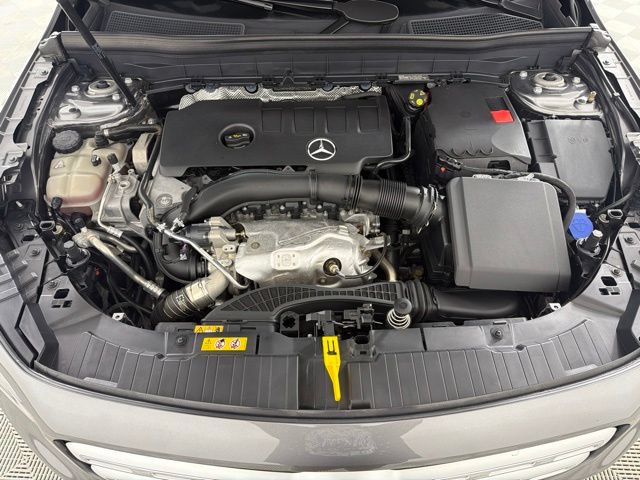 Certified 2023 Mercedes-Benz GLB 250 4MATIC image 25