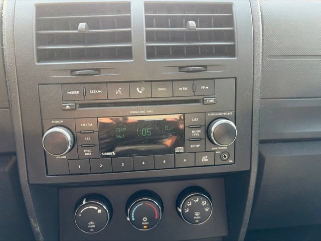 Used 2009 Dodge Nitro SE RWD image 27