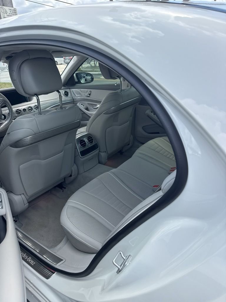 Used 2017 Mercedes-Benz S 550 Sedan image 5