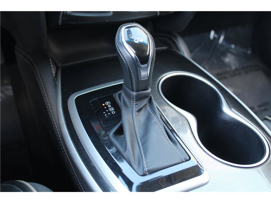 Used 2019 INFINITI QX60 Luxe w/ Essential Package FWD image 28