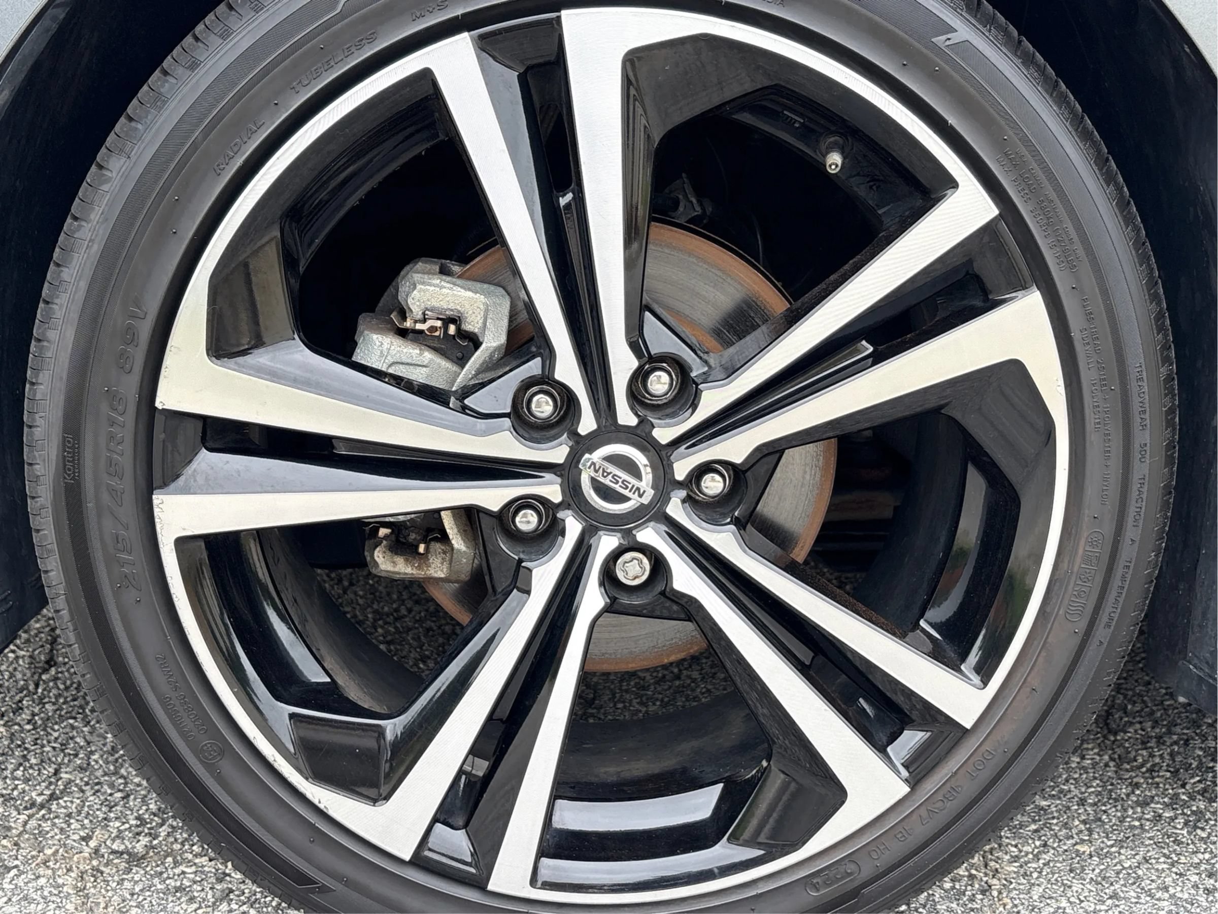 Used 2021 Nissan Sentra SR FWD image 43