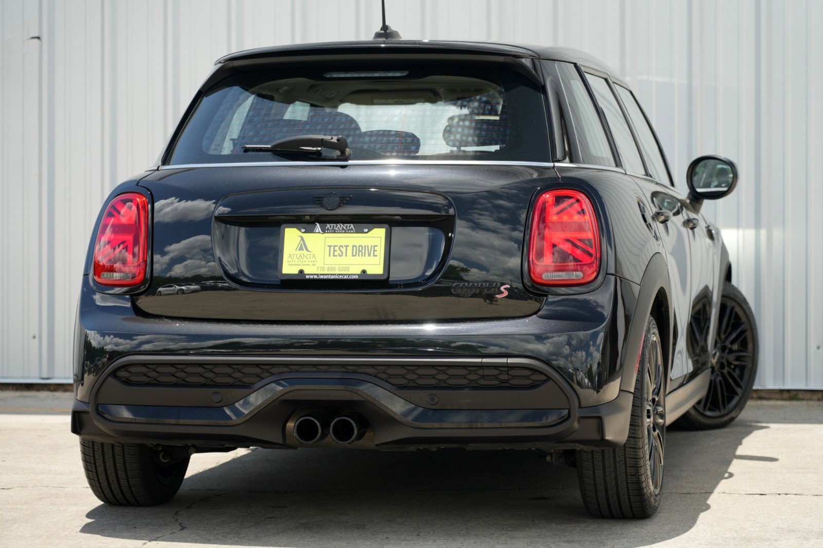 Used 2023 MINI Cooper S w/ Premium Package image 3
