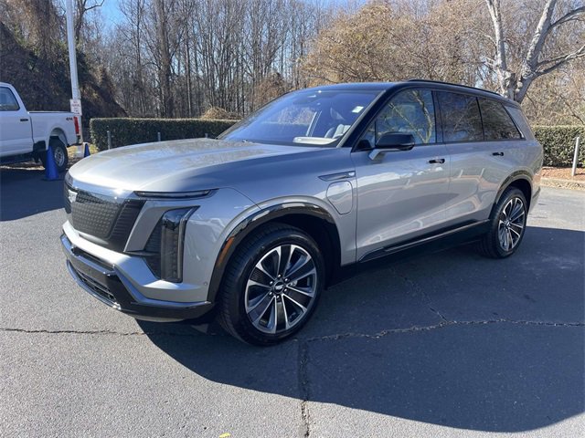 Used 2026 Cadillac Vistiq Sport image 3