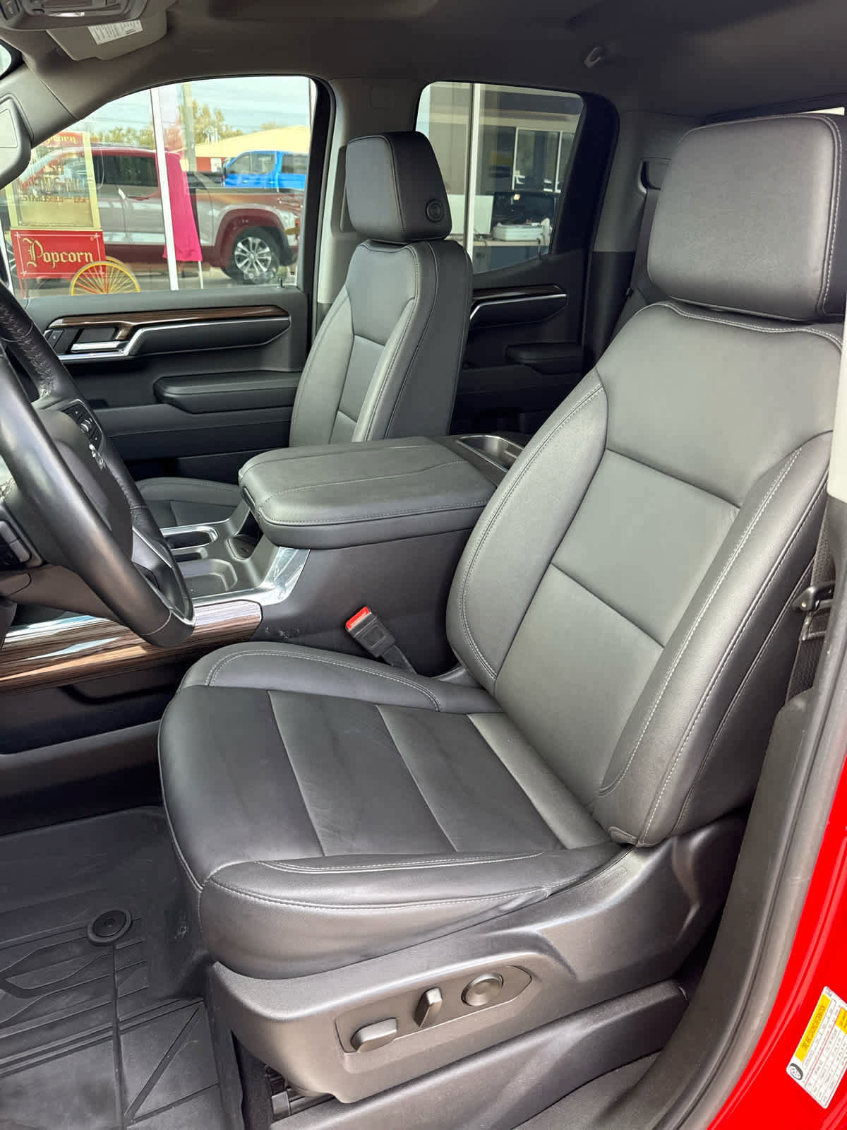 Used 2023 Chevrolet Silverado 1500 RST w/ Convenience Package II image 11