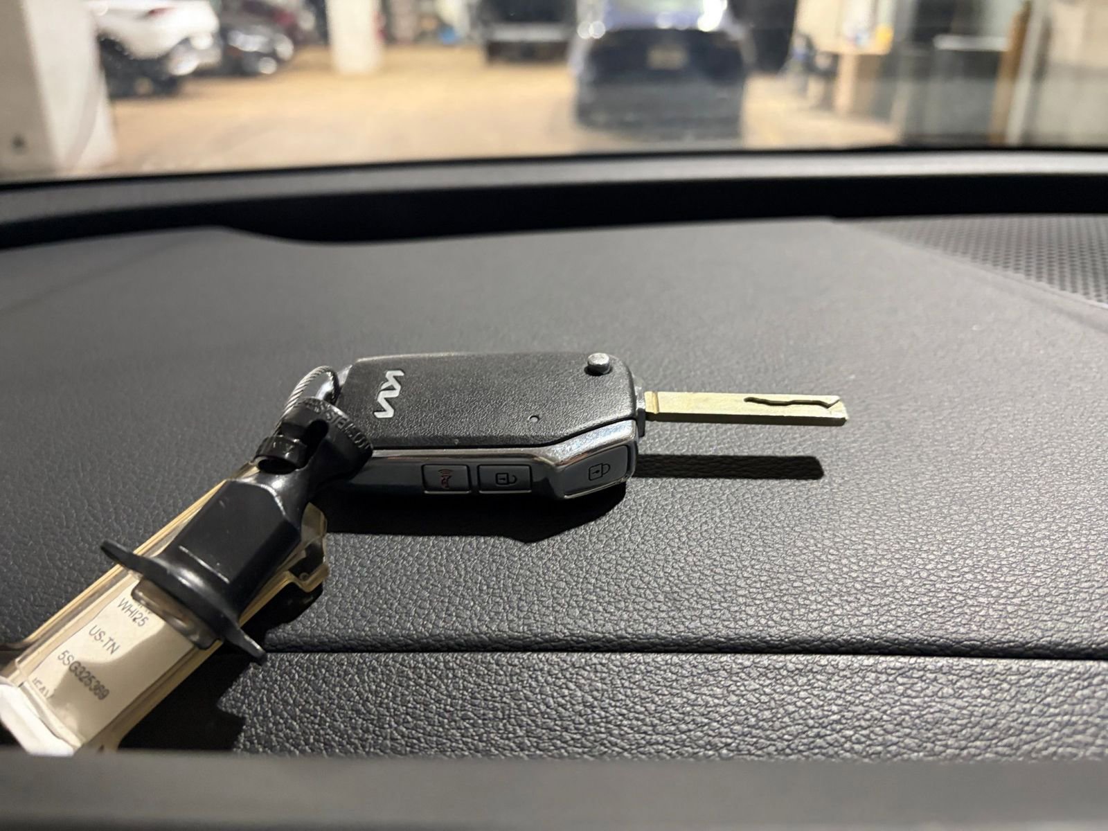 Used 2025 Kia Sportage LX image 21