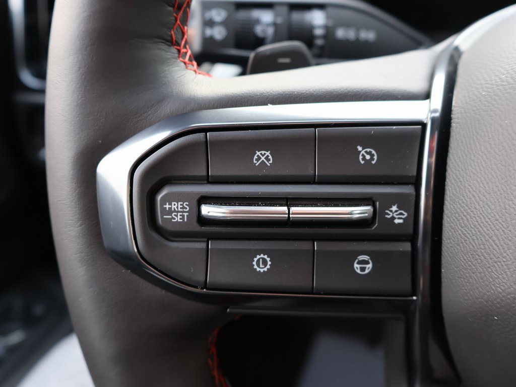 New 2025 GMC Yukon AT4 Ultimate image 17