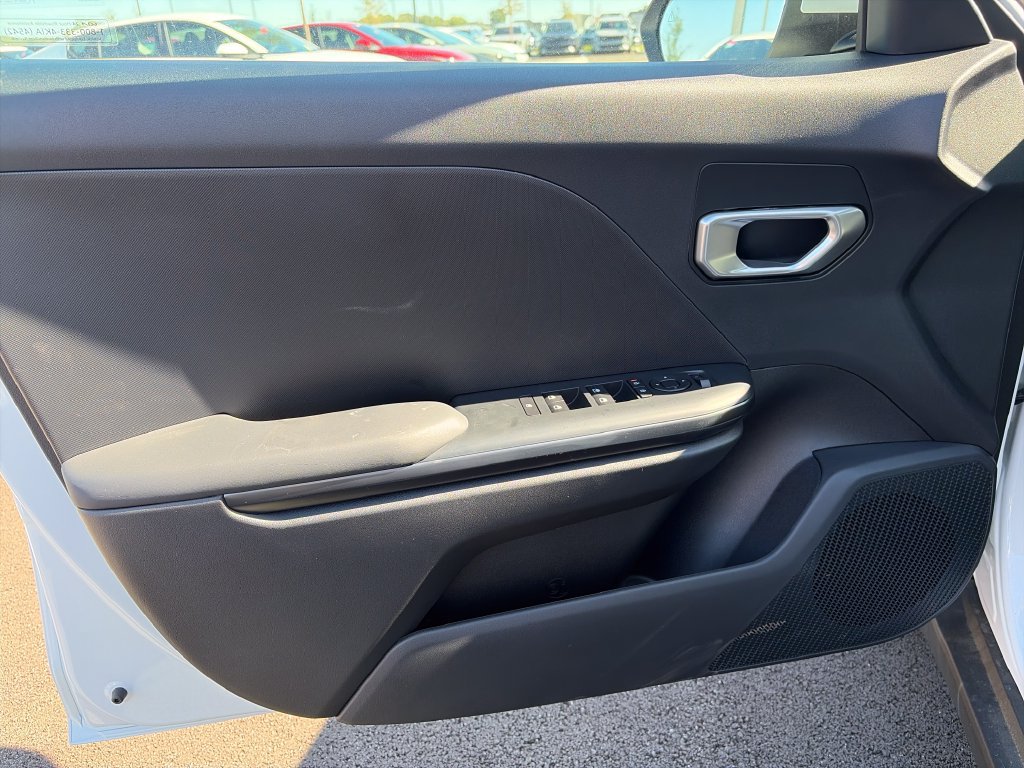 New 2026 Kia K4 FWD image 15