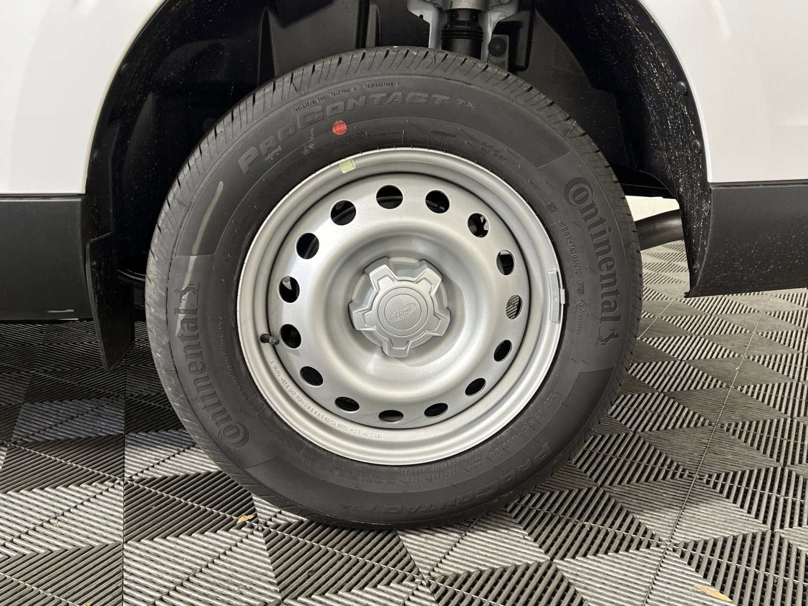 New 2025 Ford Maverick XL w/ Equipment Group 101A image 12