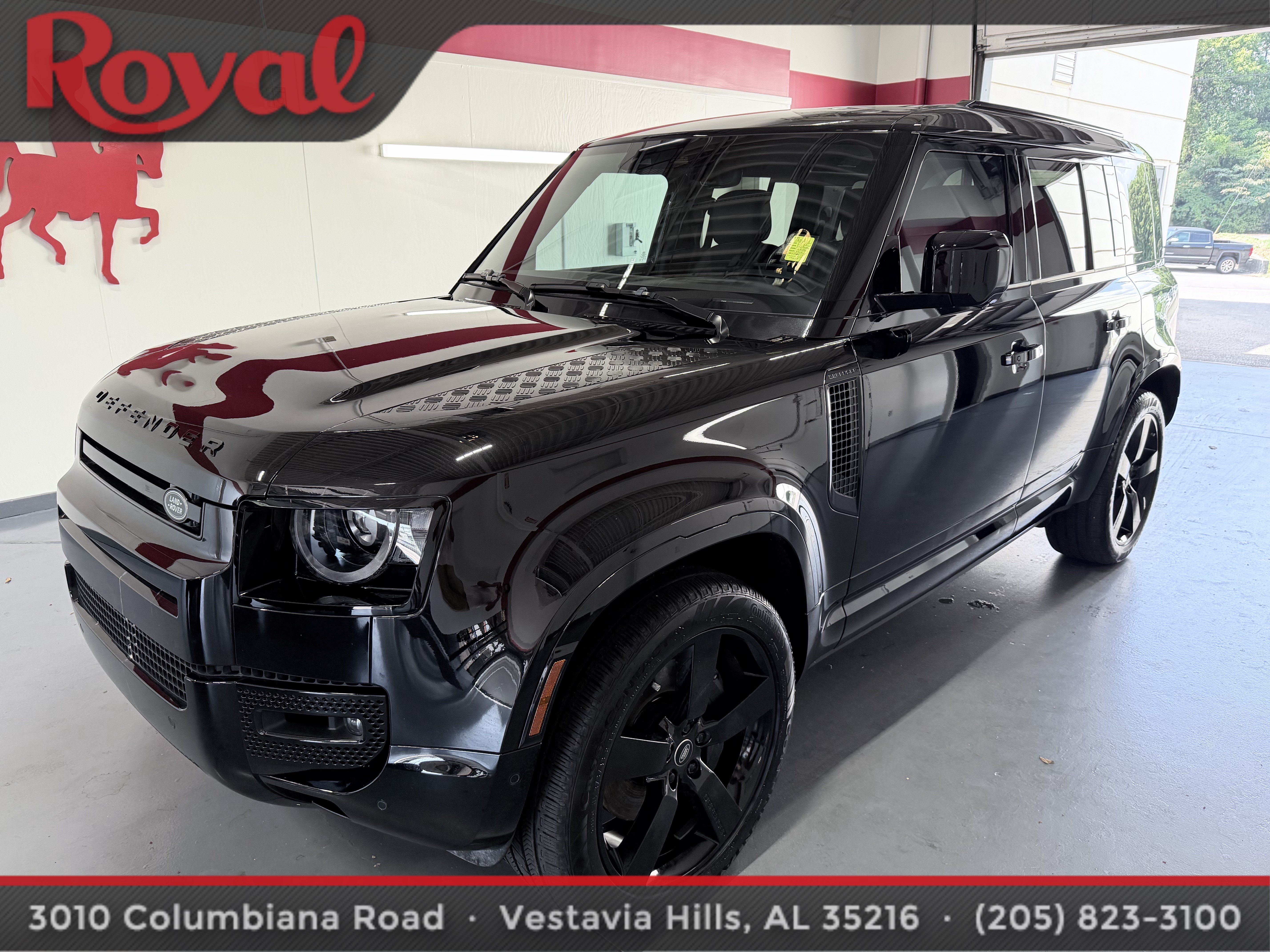 Used 2025 Land Rover Defender 110 X-Dynamic SE