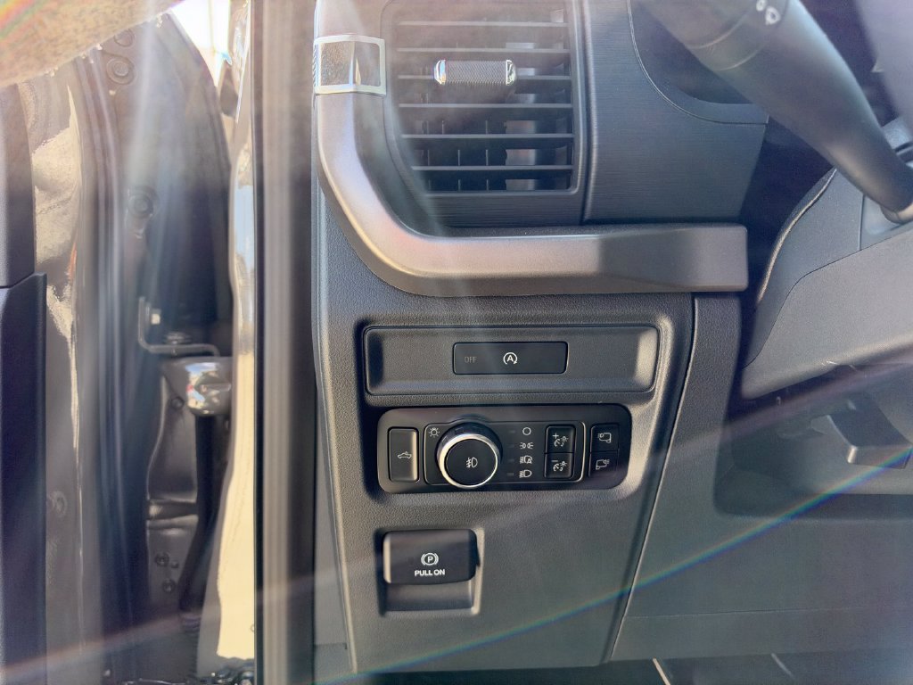 Used 2025 Ford F150 XLT w/ Equipment Group 302A MID RWD image 25
