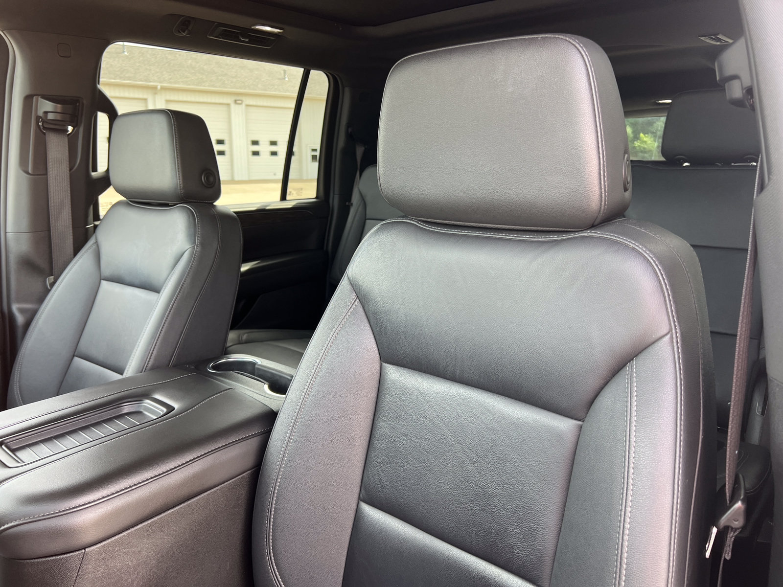 Certified 2024 Chevrolet Suburban Z71 w/ Off-Road Capability Package AWD/4WD image 20
