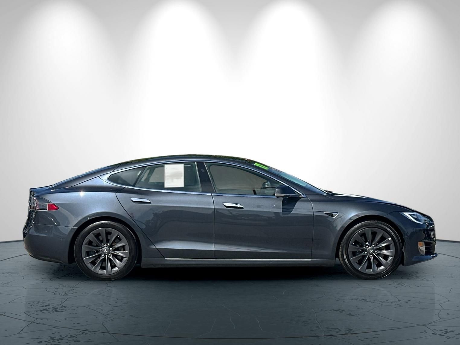 Used 2017 Tesla Model S P100D AWD/4WD image 3