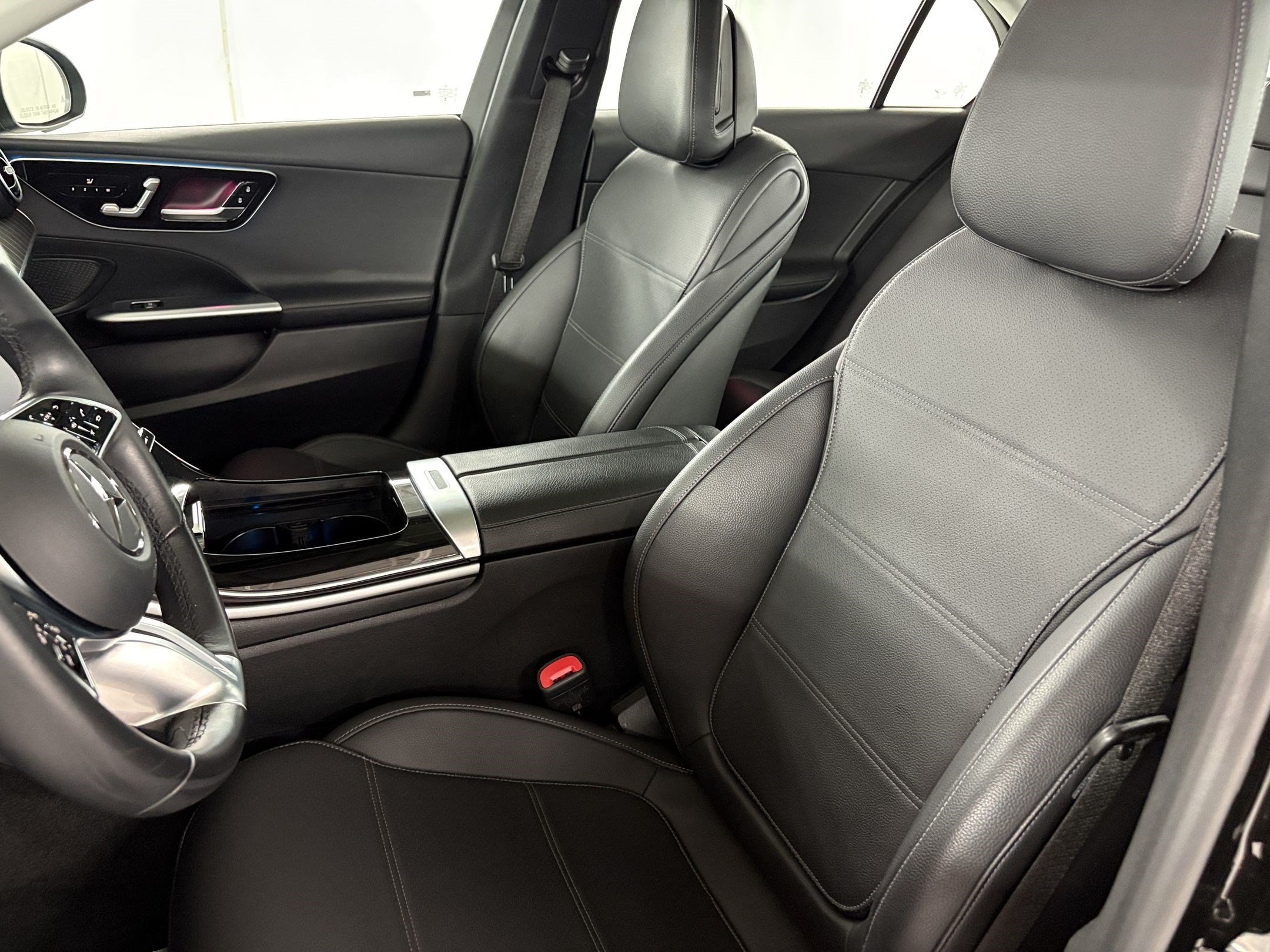 Certified 2023 Mercedes-Benz C 300 Sedan image 5