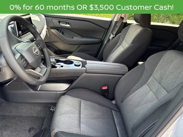 New 2026 Nissan Rogue SV w/ Cold Weather Package AWD/4WD image 4