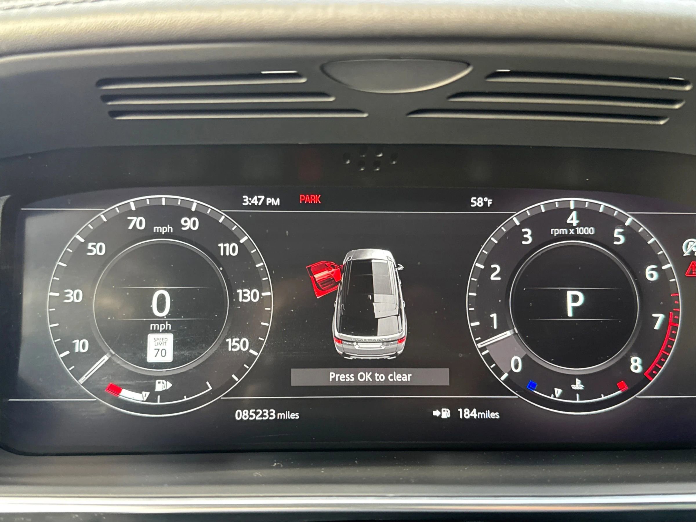 Used 2019 Land Rover Range Rover Sport HSE Dynamic image 19