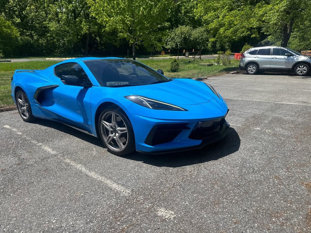 Used 2020 Chevrolet Corvette Stingray Coupe w/ Z51 Performance Package RWD image 1