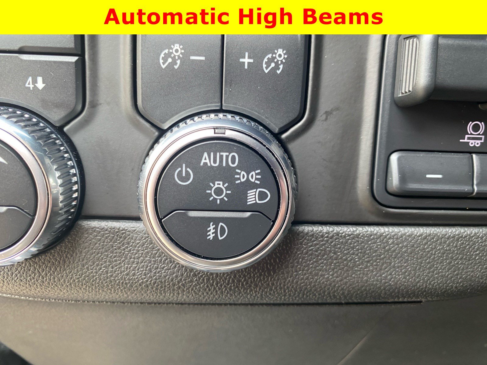 Used 2023 GMC Yukon XL Denali Ultimate w/ LPO, Floor Liner Package AWD/4WD image 24