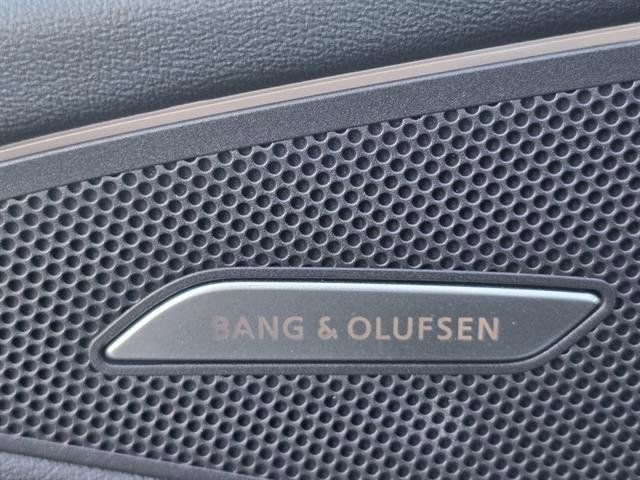 New 2025 Audi Q6 e-tron Premium Plus image 27