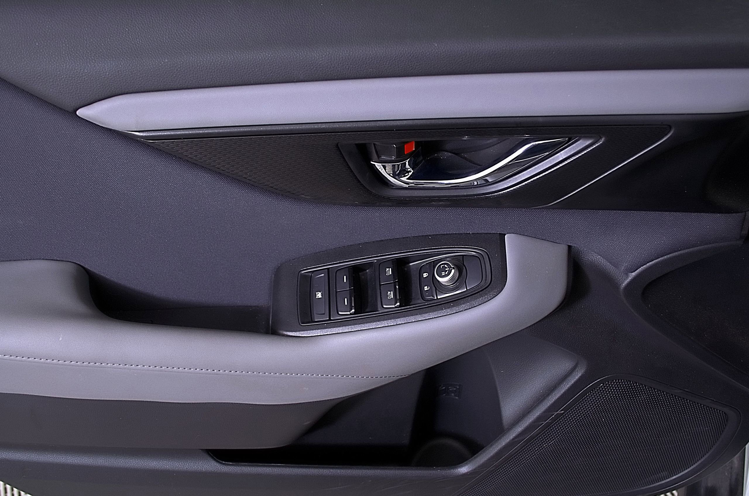 Used 2025 Subaru Outback Premium image 17