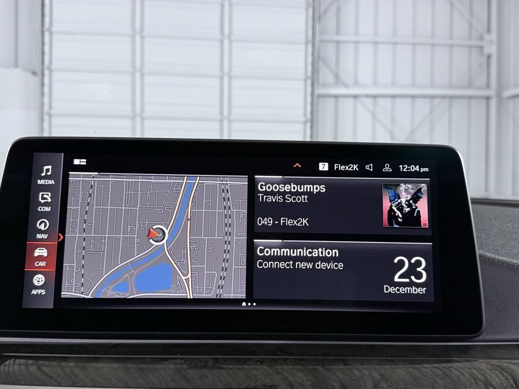 Used 2021 BMW M550i xDrive w/ Premium Package image 35