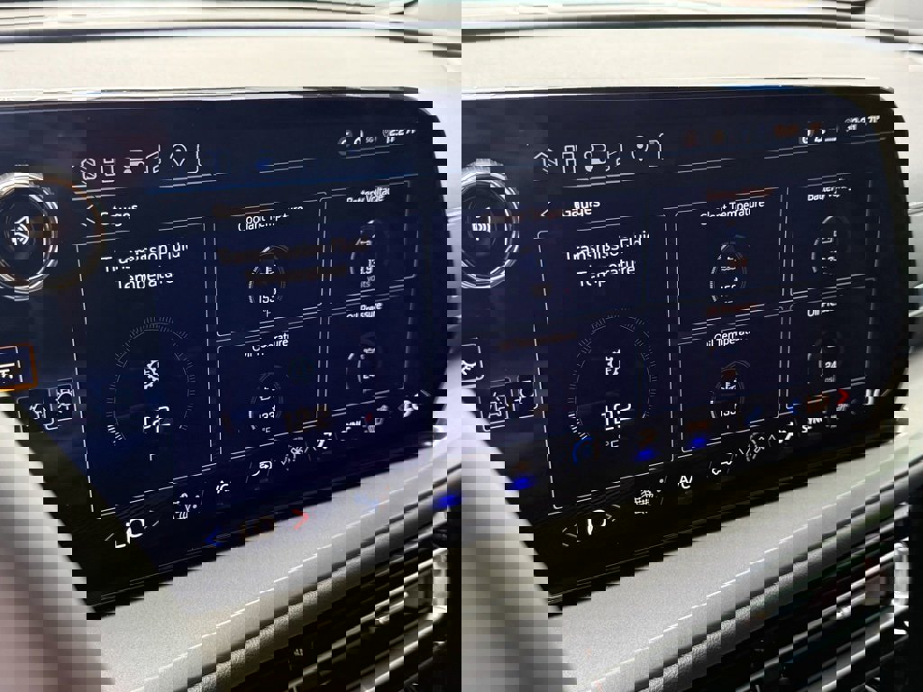 New 2026 Chevrolet Traverse LT w/ LPO, Floor Liner Package image 28