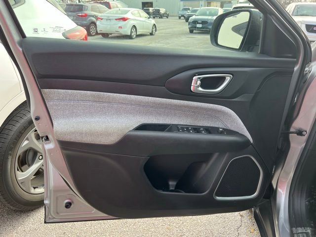 Used 2022 Jeep Compass Latitude image 12