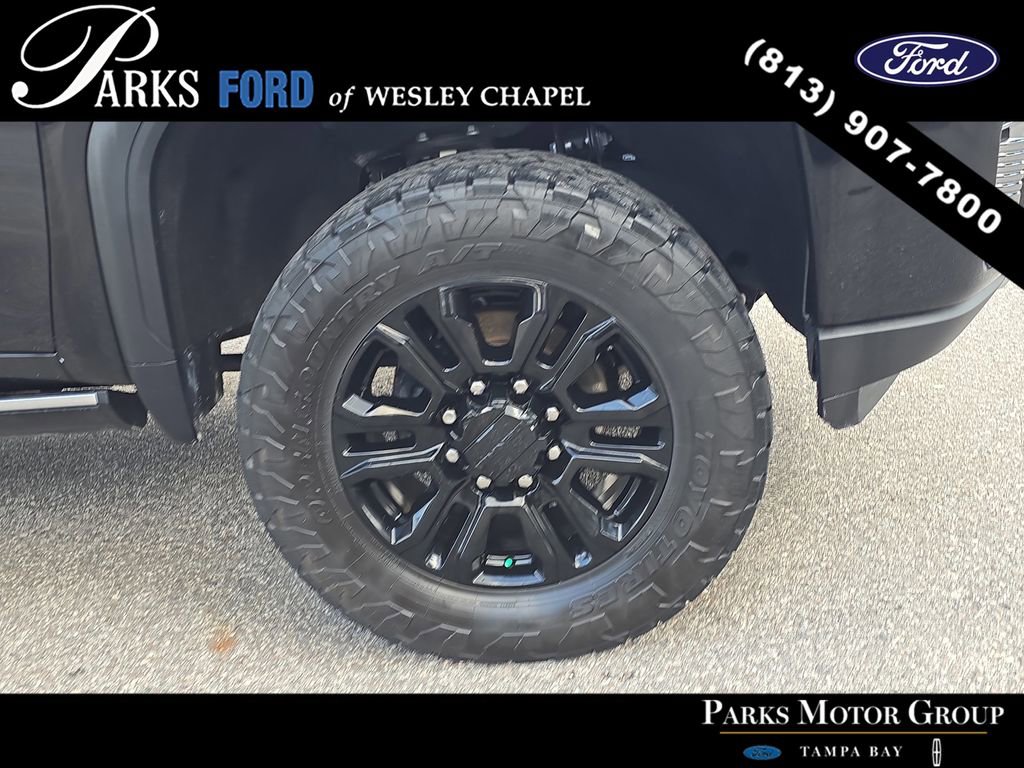 Used 2023 GMC Sierra 2500 Denali w/ Denali Black Diamond Edition AWD/4WD image 33