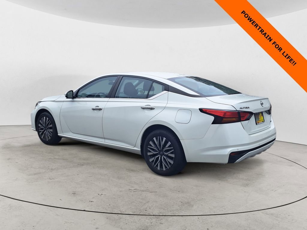 Used 2023 Nissan Altima 2.5 SV image 5