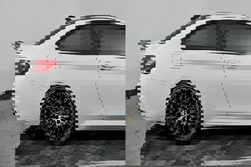 Used 2020 BMW M4 Coupe w/ Competition Package image 12