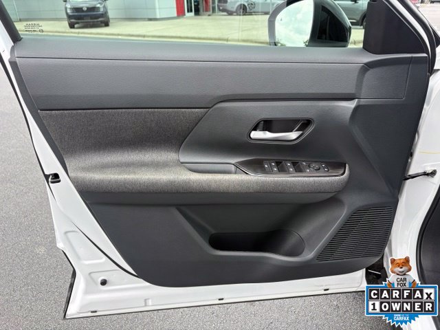 Used 2026 Nissan Kicks SV w/ Charging Package AWD/4WD image 28