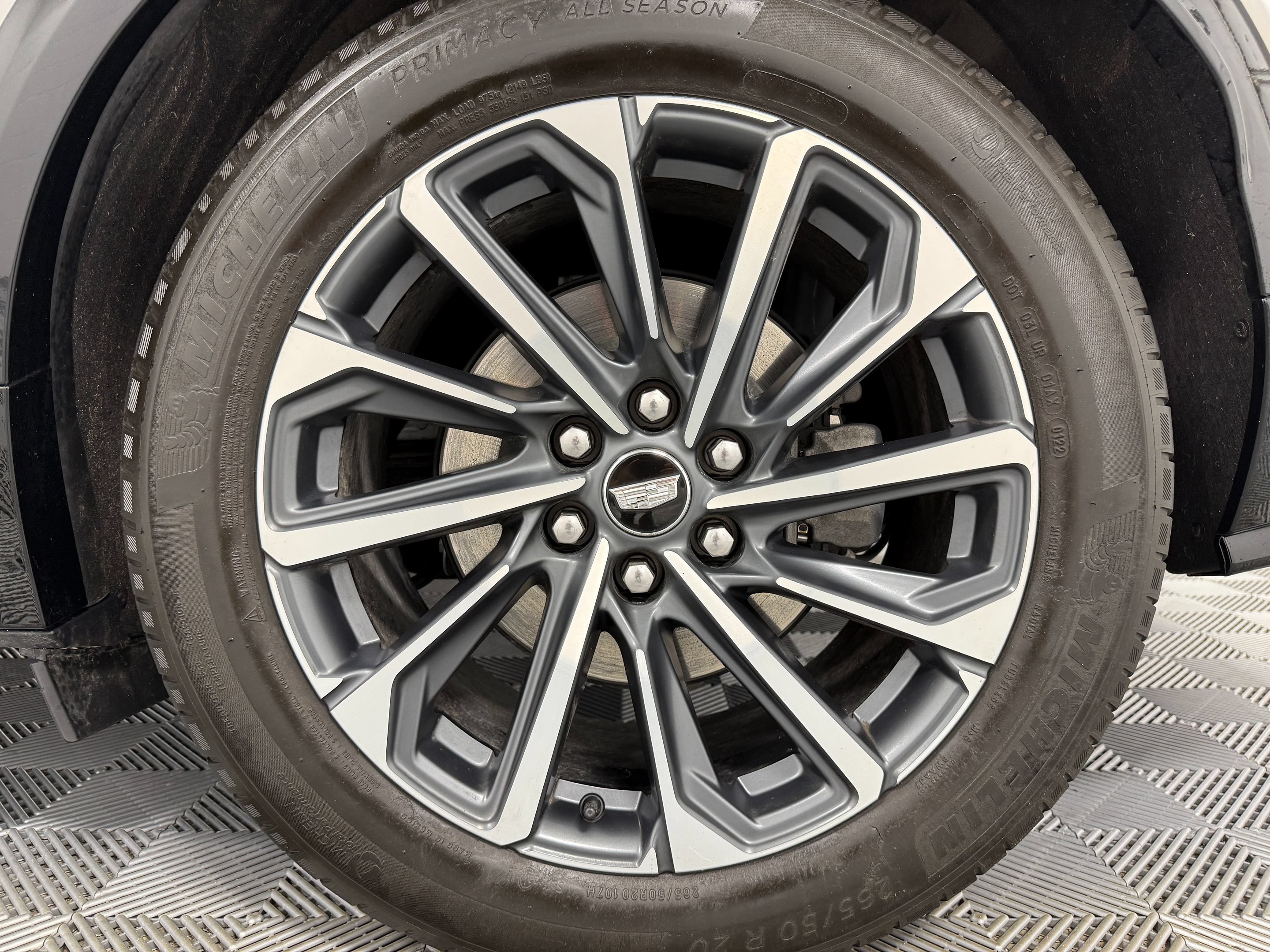 Used 2024 Cadillac Lyriq Sport RWD image 46