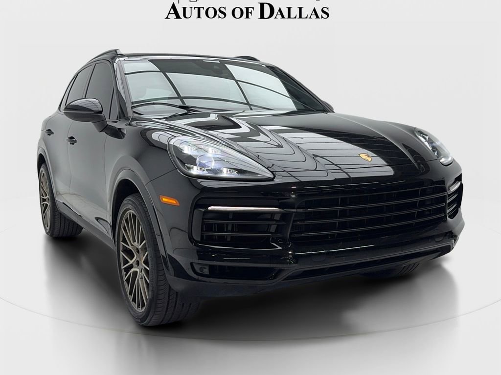 Used 2023 Porsche Cayenne Platinum Edition image 2