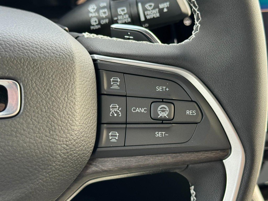New 2027 Jeep Grand Cherokee L Limited AWD/4WD image 15