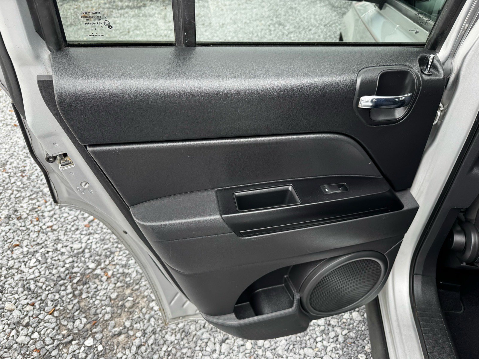 Used 2011 Jeep Patriot Latitude AWD/4WD image 15
