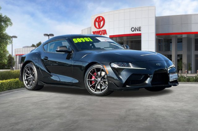 Used 2023 Toyota Supra Premium w/ Driver Assist Package RWD image 2