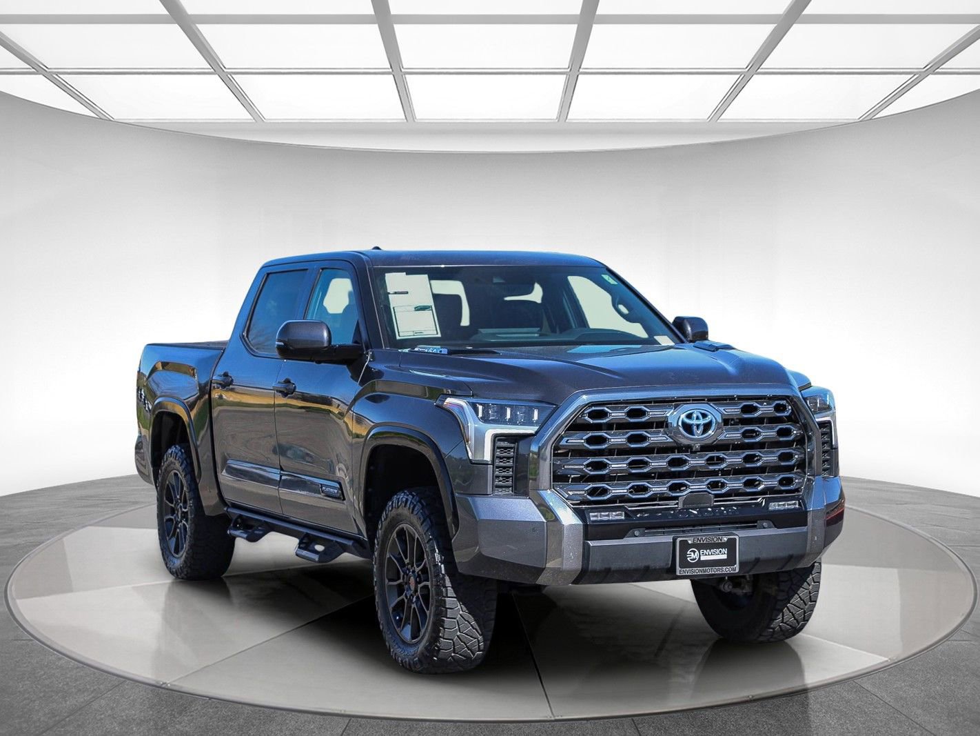 Used 2024 Toyota Tundra Platinum image 5