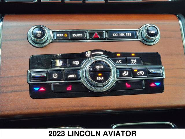 Certified 2023 Lincoln Aviator Reserve AWD/4WD image 18
