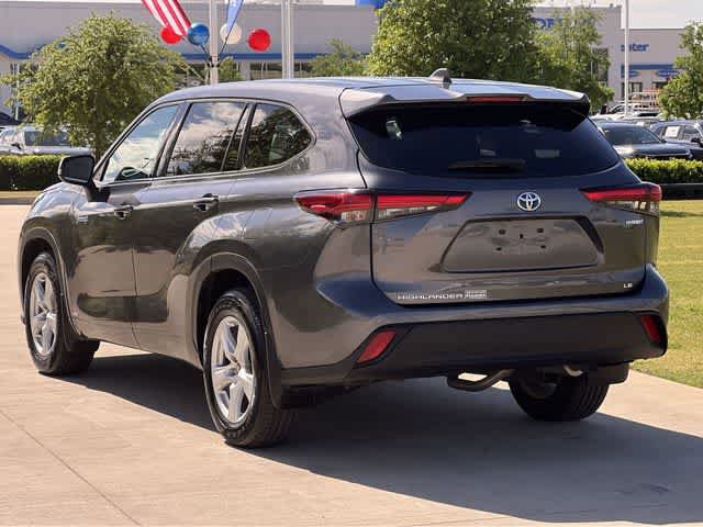 Used 2020 Toyota Highlander LE AWD/4WD image 5