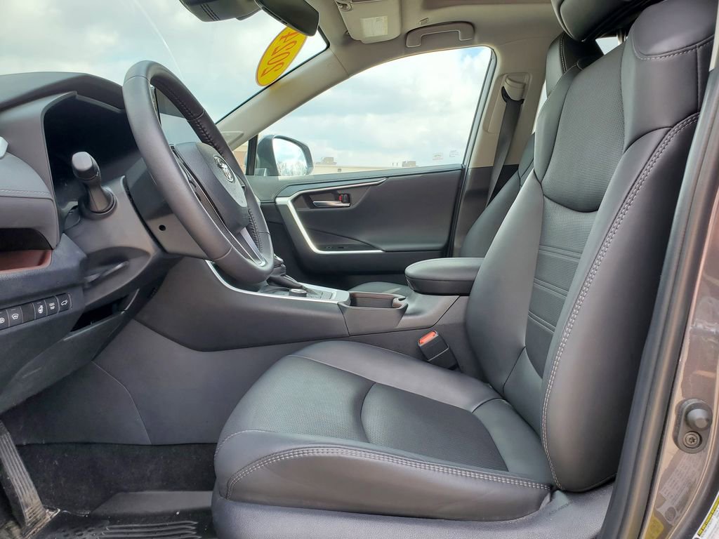 Used 2024 Toyota RAV4 Limited w/ Weather Package image 18
