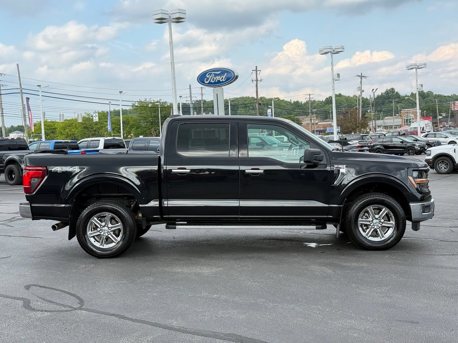 Certified 2025 Ford F150 XLT w/ Equipment Group 301A Standard AWD/4WD image 3