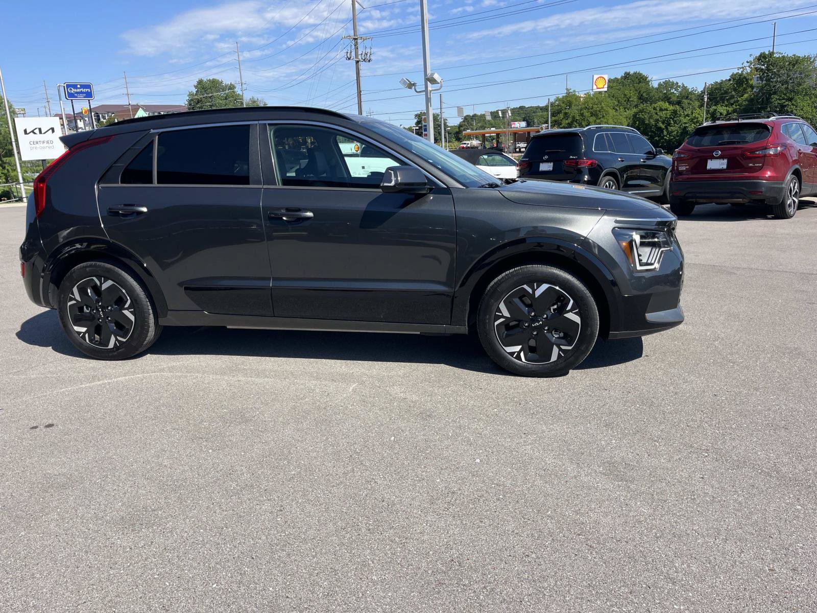 Used 2024 Kia Niro Wind FWD image 2