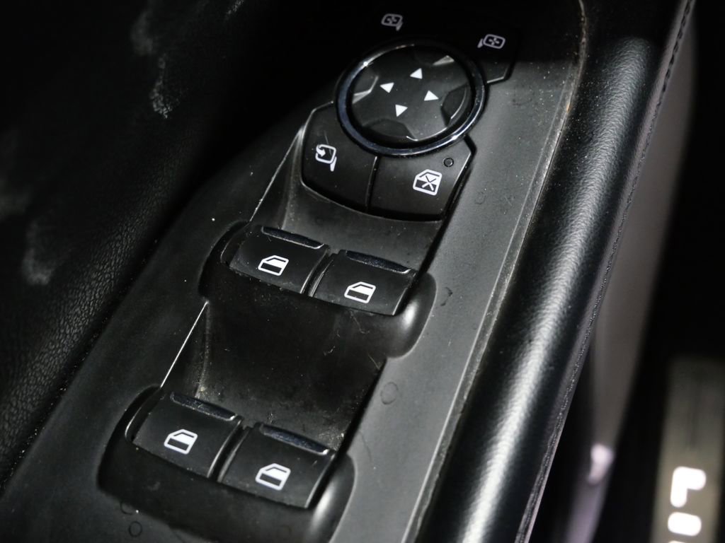 Used 2020 Lincoln Nautilus Reserve w/ Equipment Group 202A image 13