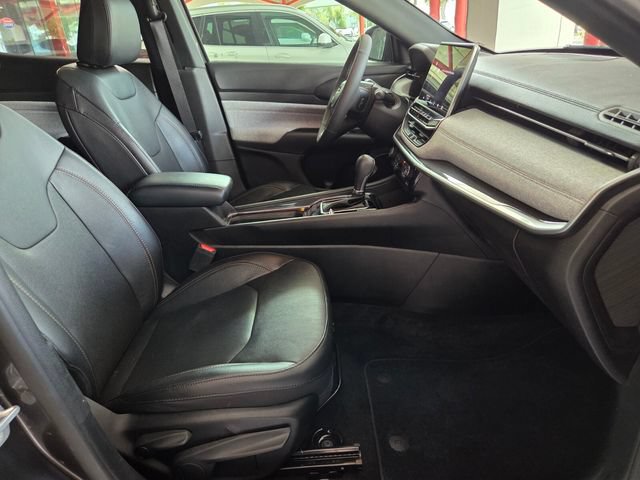 Used 2023 Jeep Compass Latitude AWD/4WD image 15